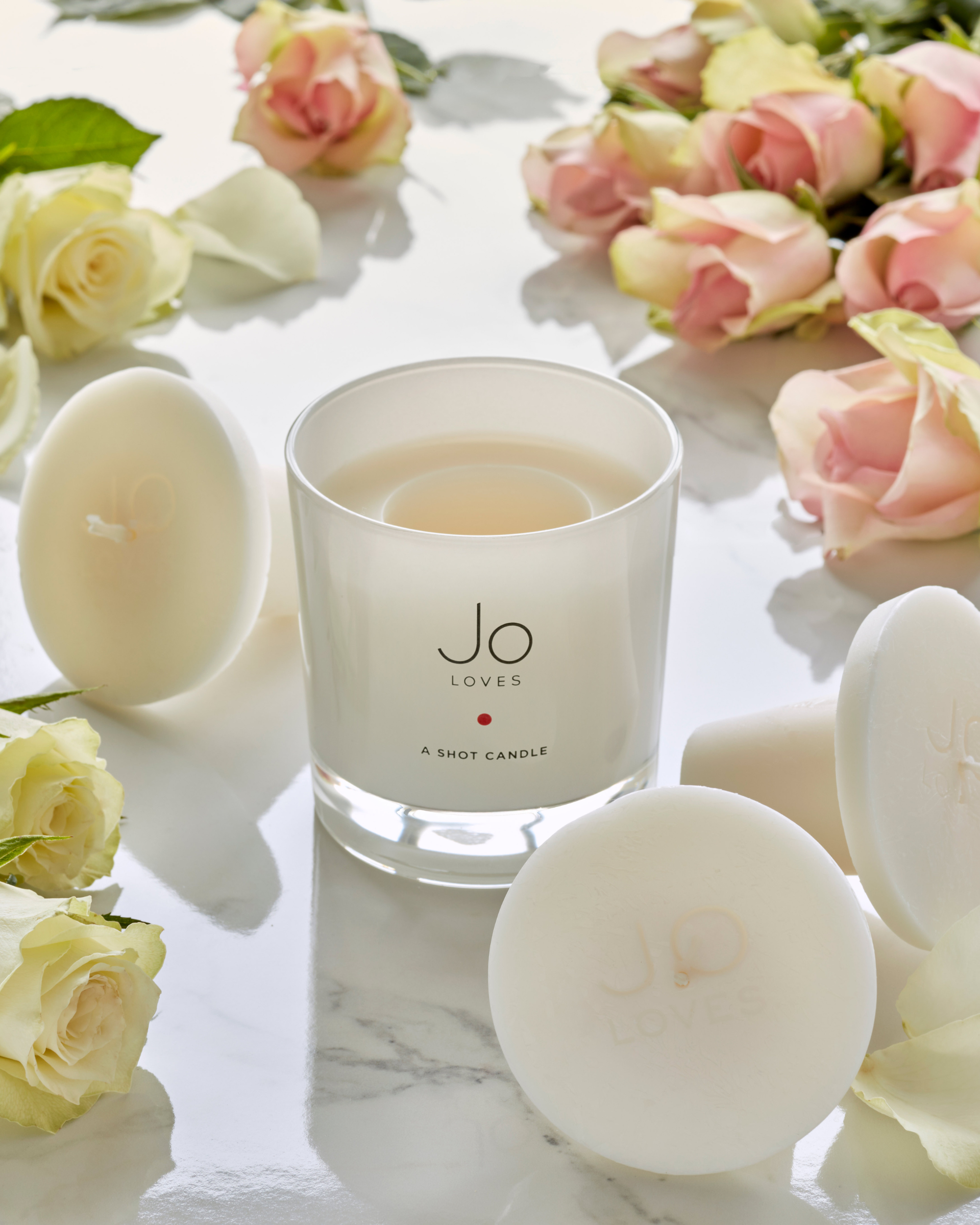 Shot Candle™ White Rose & Lemon Leaves Base with Rose Petal 25 Shot