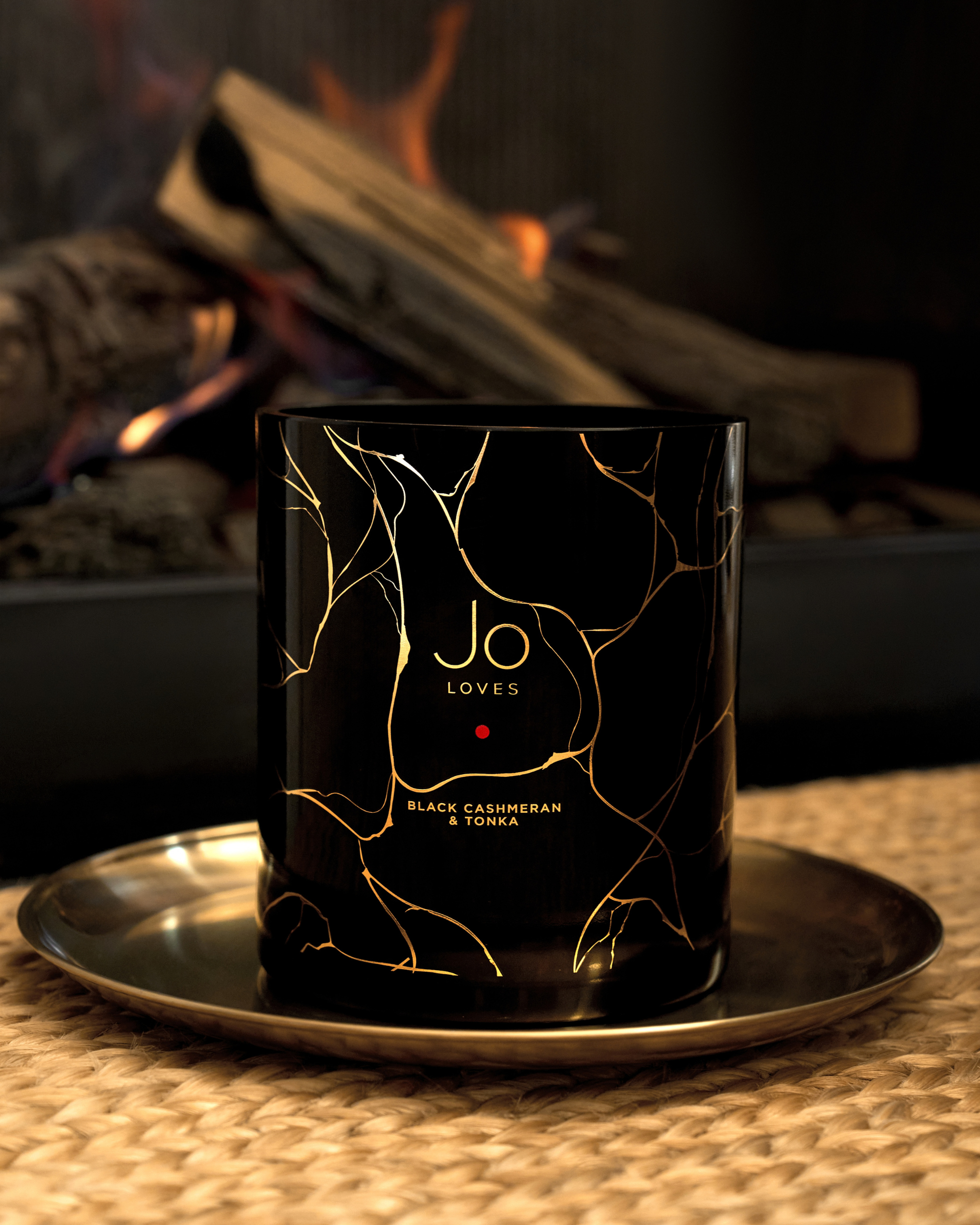 Black Cashmeran & Tonka Luxury Candle (2200g)